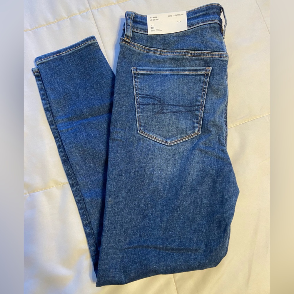 NWT American Eagle Jeans